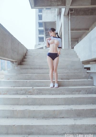 欧美手提包视频_HD免费观看超清