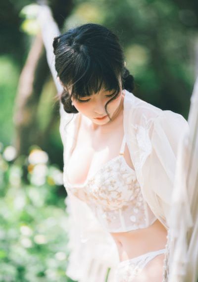 一女多男古风超甜小说_国产剧电影完整版