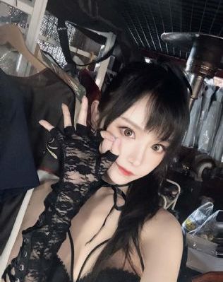欧美中出合集_HD电影在线观看